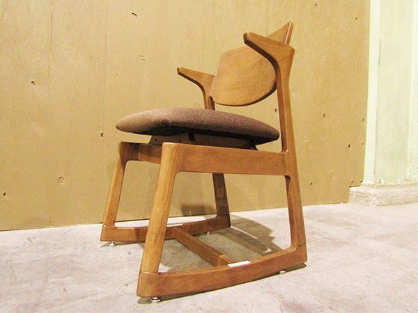 未使用＊ オカムラ マルチパーパスチェア ルサック デスクチェア 学習