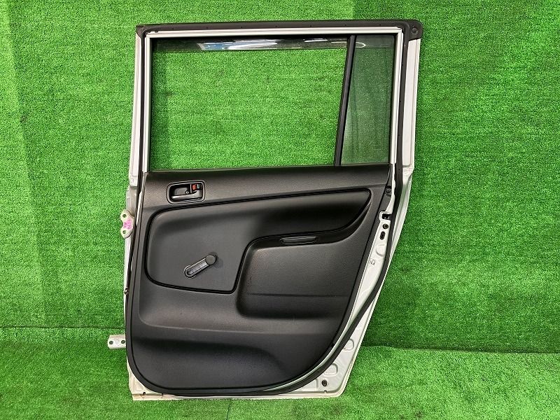 プロボックス NCP165V 右リアドア DX 4WD ニホンイタ M3108 67003  