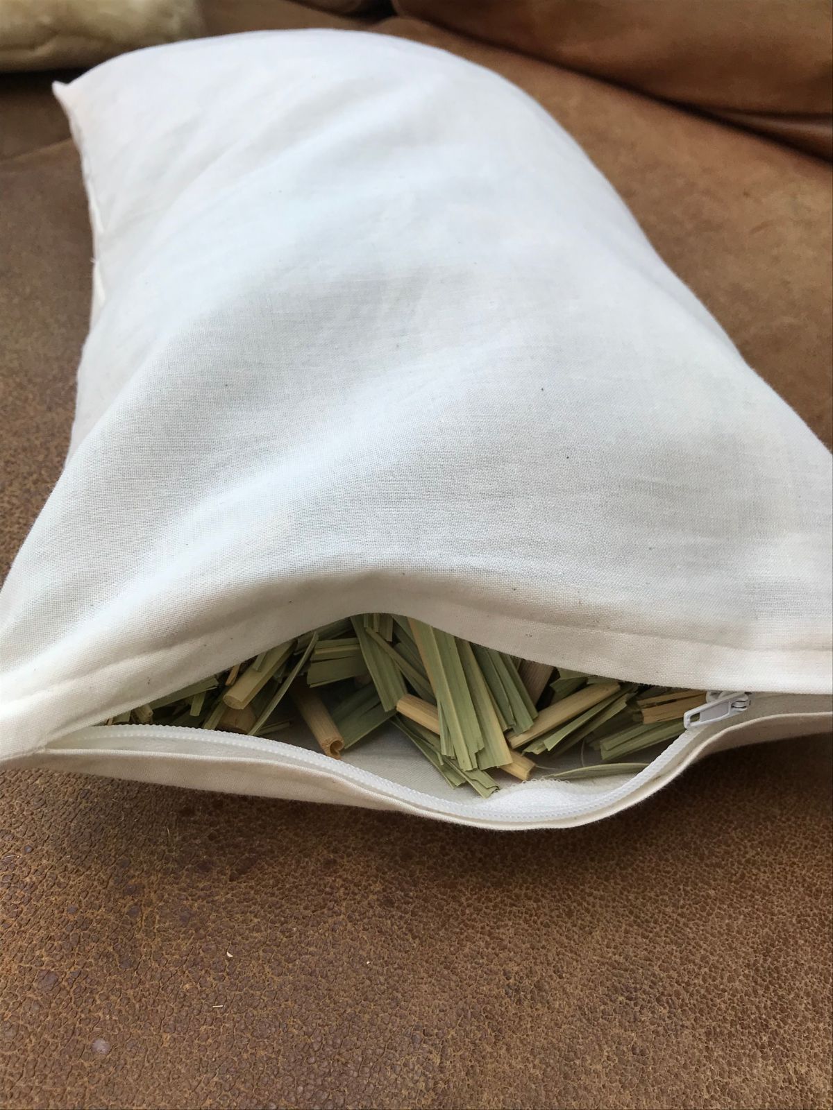 真菰枕 むすひ∞ マコモと麻の統合-安眠枕 MARWIL-DEMENAGEMENTS_CH