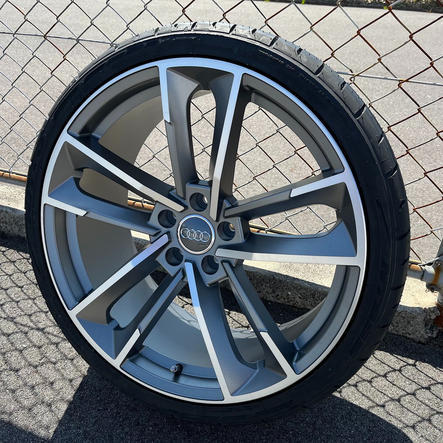 Audi A5(8T/F5) A6(4F/4G) NITTO ニットー NT555G2 255/35R20 タイヤホイールセット 20インチ 新品 4本セット