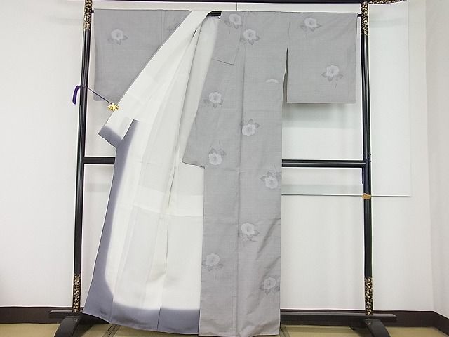 平和屋本店□本場大島紬 白大島紬の巨匠 桑原織物伝統工芸作家 二代目