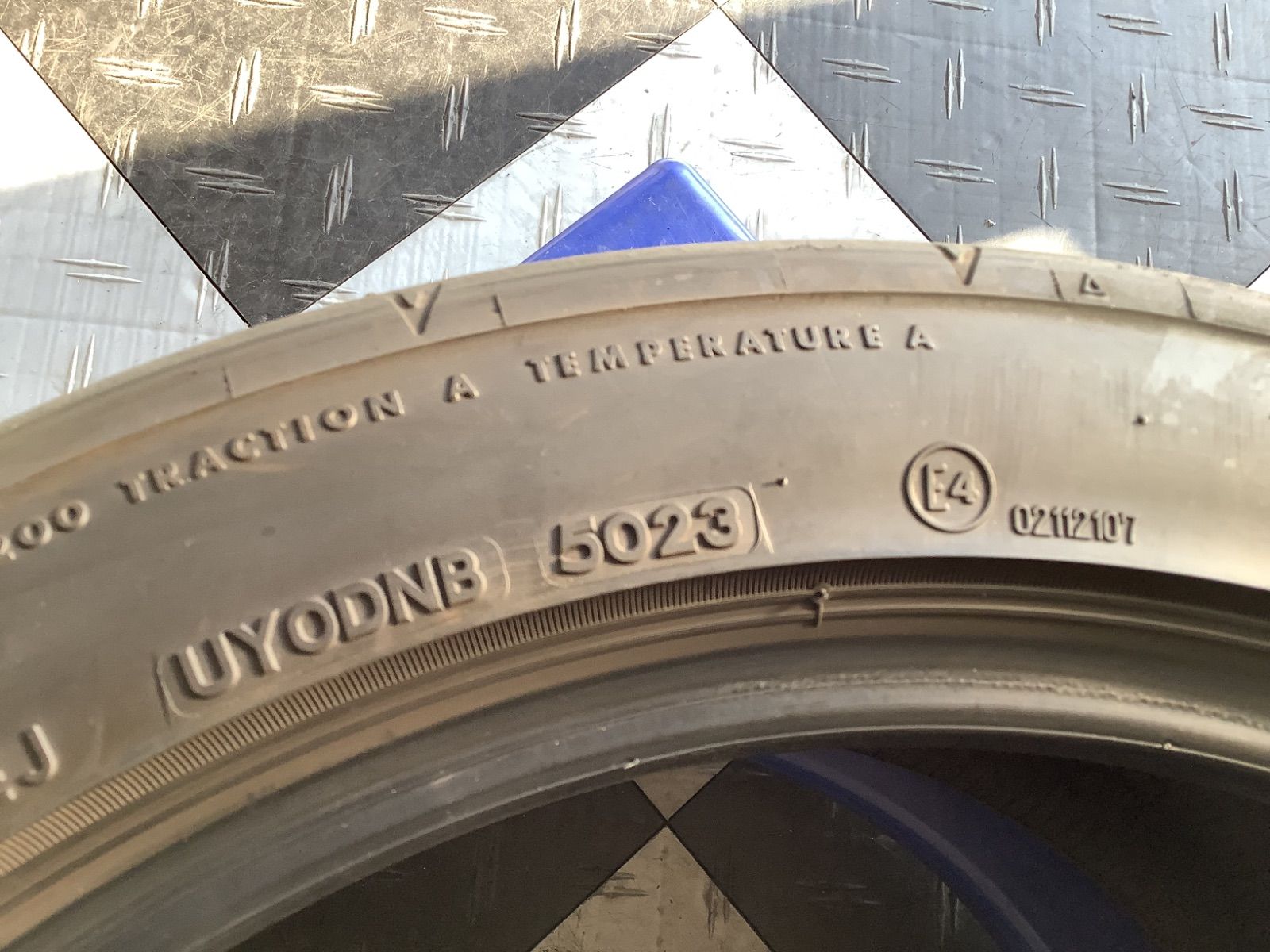 送料込み］ 255/40R17 98W 2023年製 BRIDGESTONE POTENZA RE