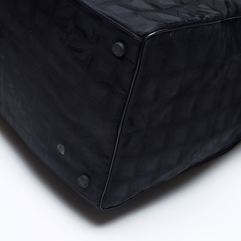 CHANEL シャネル