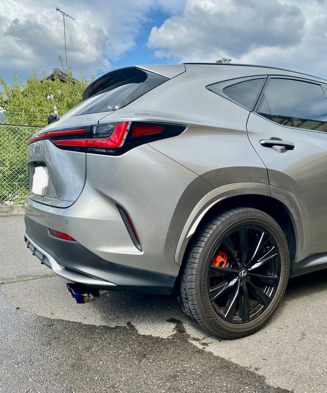 レクサスISFマフラーカッター純正左側のみ レクサス IS F (USE20