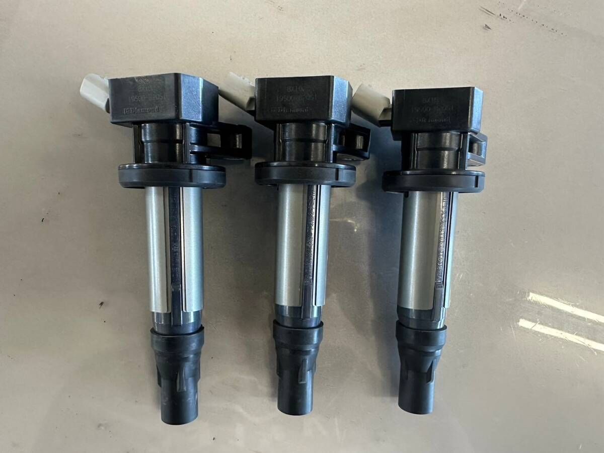 トヨタ ピクシス イグニッション コイル PIXIS MEGA COIL IGNITION 2015 07 - 2016 05 LA710A TOYOTA 純正 Genuine JDM