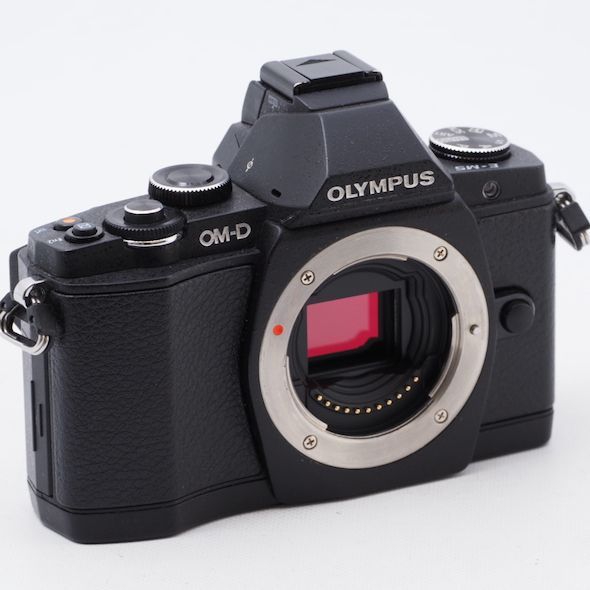 OLYMPUS ミラーレス一眼 OM-D E-M5 ボディ ブラック 1605万画素 防塵