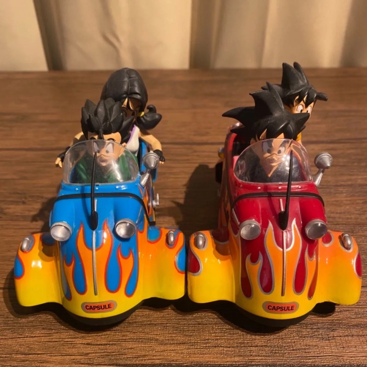 △ドラゴンボール フィギュア＆カー 孫悟空 孫悟飯 孫悟天