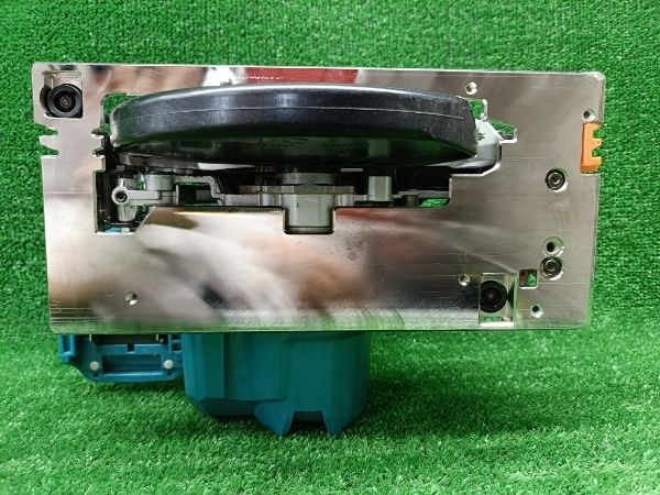 ◎マキタ(Makita) 165mm充電式マルノコ(青)本体、ケース、鮫肌 ◎マキタ(Makita) 165mm充電式マルノコ(青)本体、ケース、鮫肌