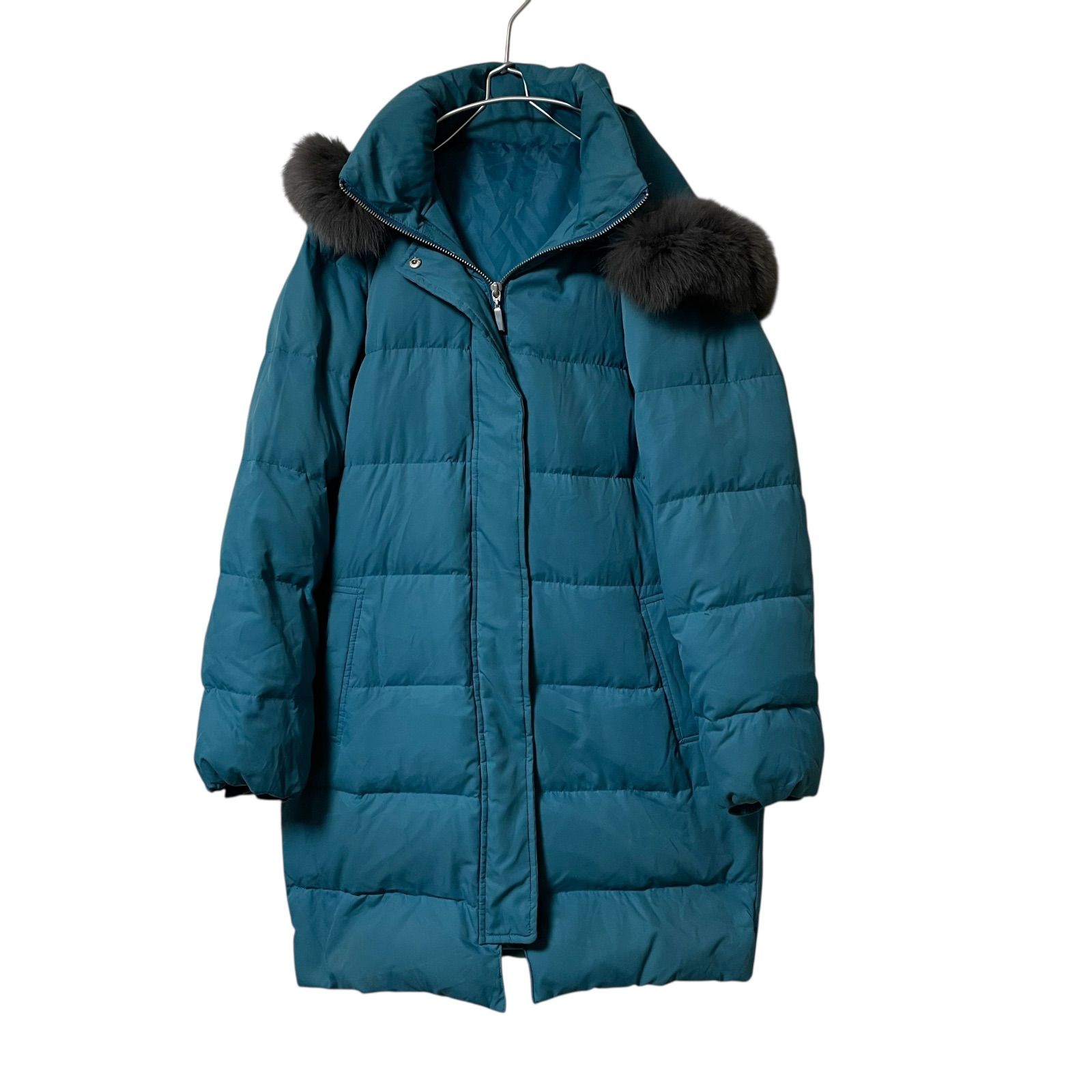 【新品】DAMA collection 美ラインダウンコート　ブルーフォックス Z1541【美品】DAMA collection ダーマコレクション ダウンコート