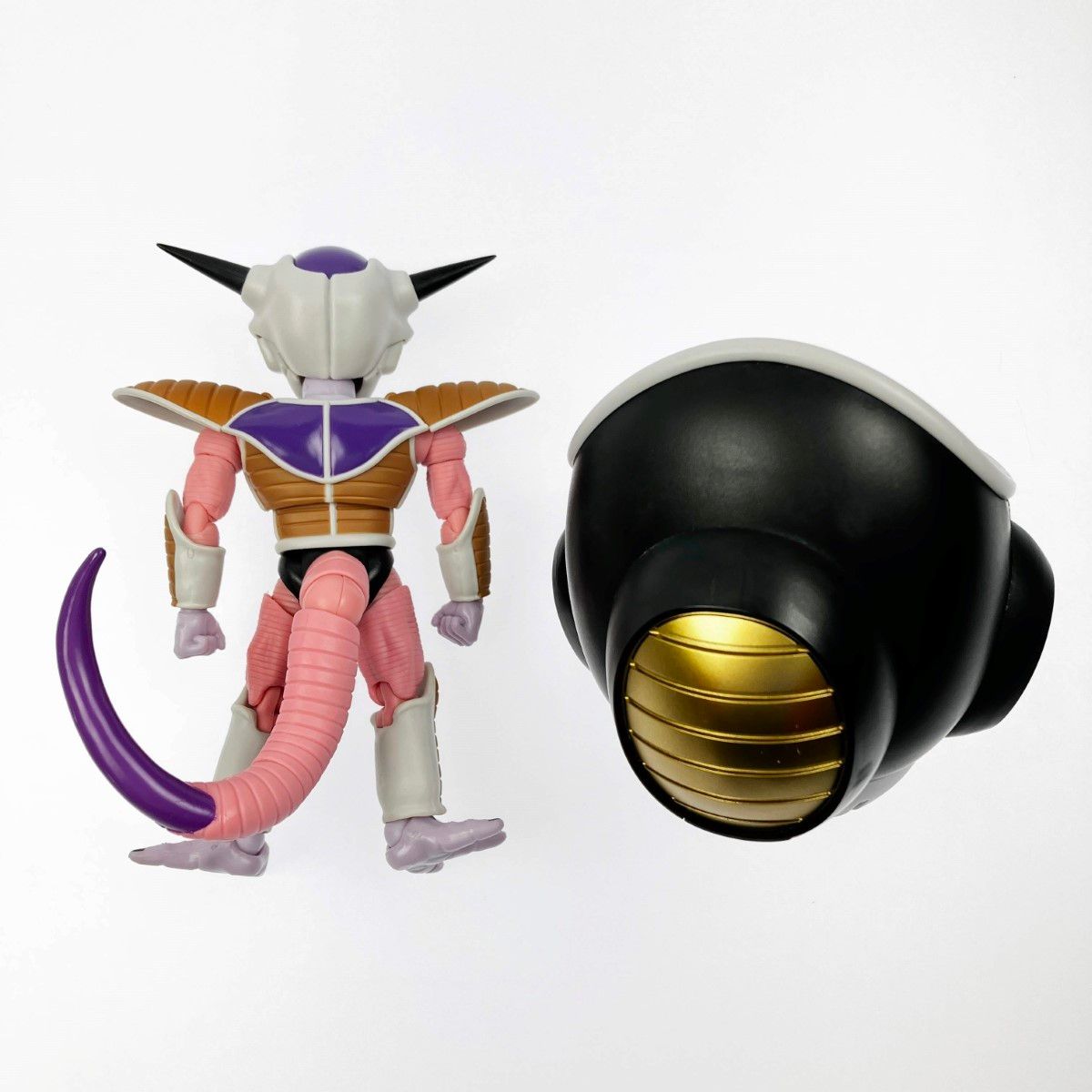 S.H.FiguartsドラゴンボールZ フリーザ第一形態&amp;フリーザポッド S.H.Figuarts フリーザ 第一形態&フリーザポッド | 魂ウェブ