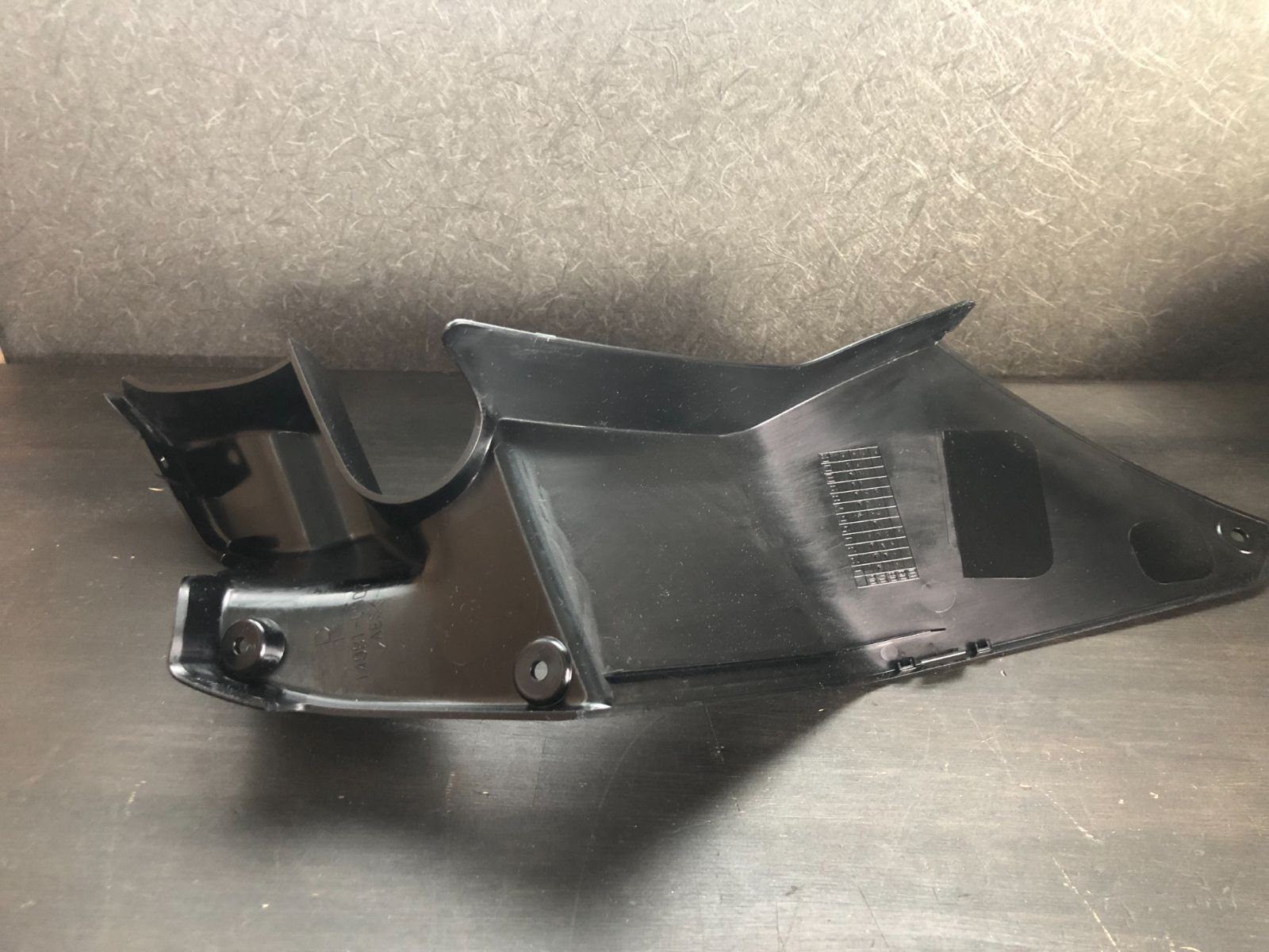 カワサキ 1400GTR インナーカバー RH Cover Inner Rh KAWASAKI 純正