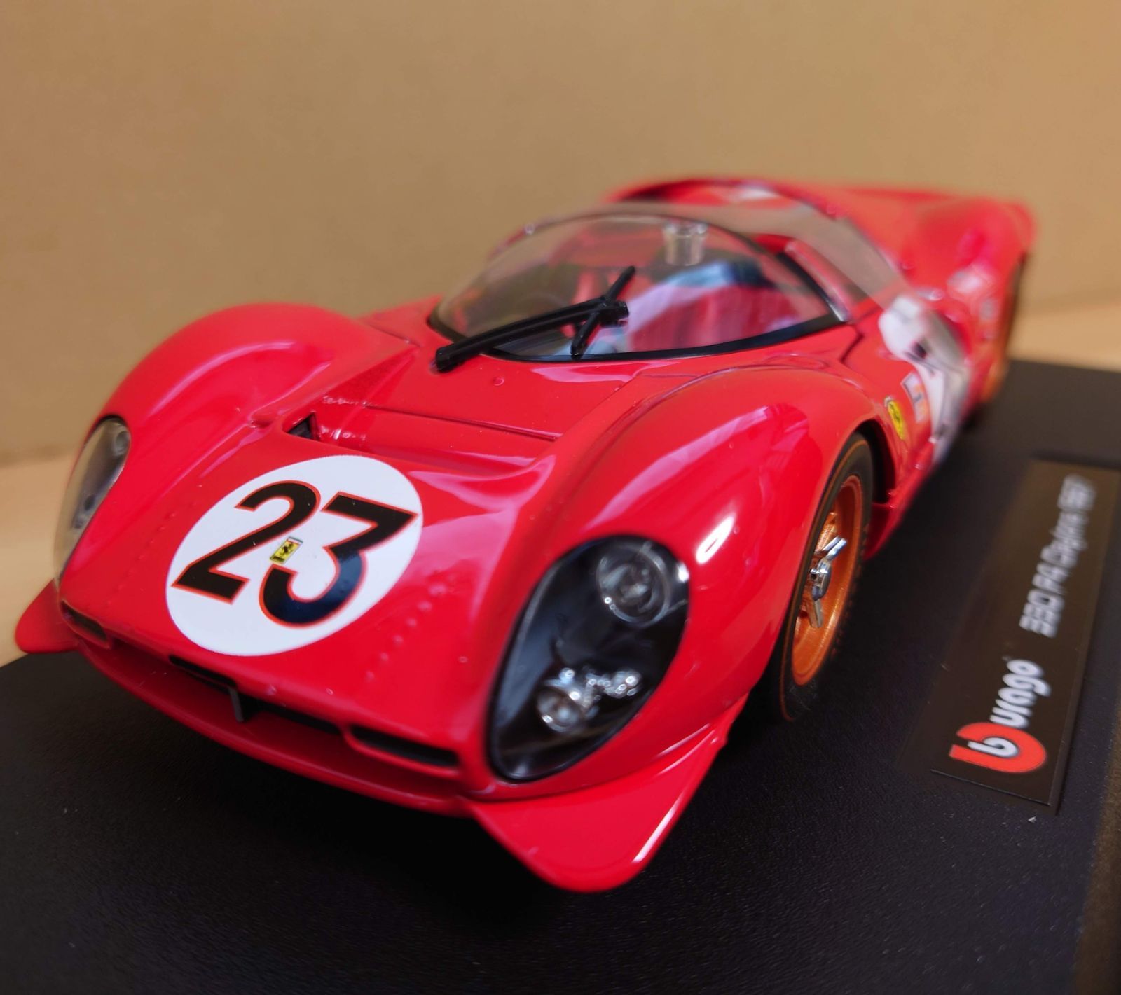 1/24 フェラーリ 330 P4 #23 デイトナ1967 優勝車 ブラーゴ製