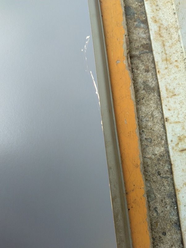 介護用ベッドサイドテーブル