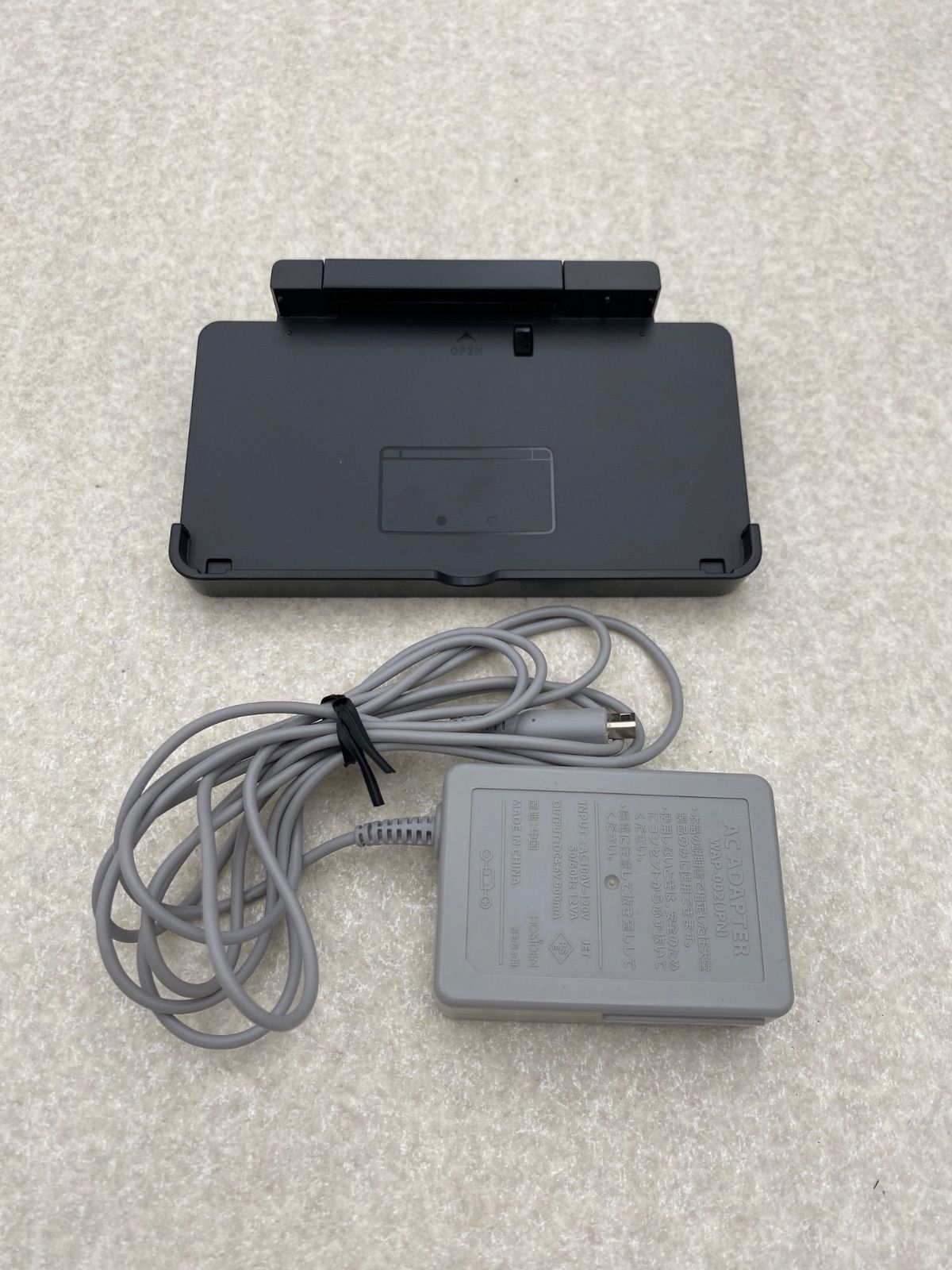 本体 アイスホワイト