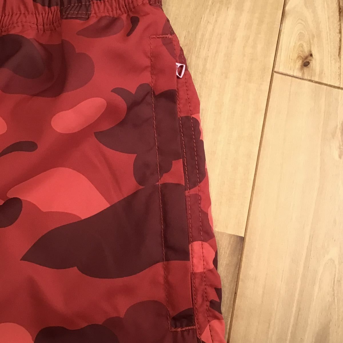 Red camo shark beach shorts Mサイズ a bathing ape BAPE シャーク ハーフパンツ ショーツ エイプ  ベイプ アベイシングエイプ 迷彩