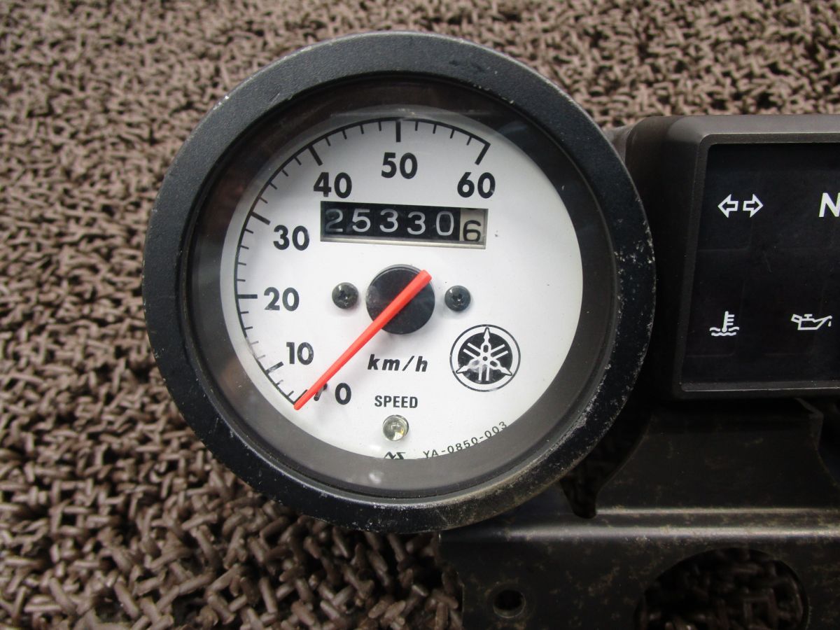 RZ50 RA02J スピードメーター タコ インジケーターランプ   ヤマハ RZ50-2 メーター スピード タコ インジケーターランプ △A4912