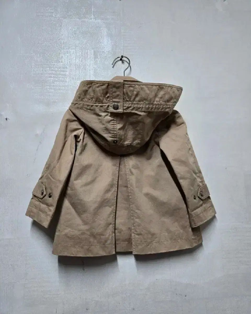バーバリーキッズ トレンチ コート 2Y ストア BURBERRY フード付き