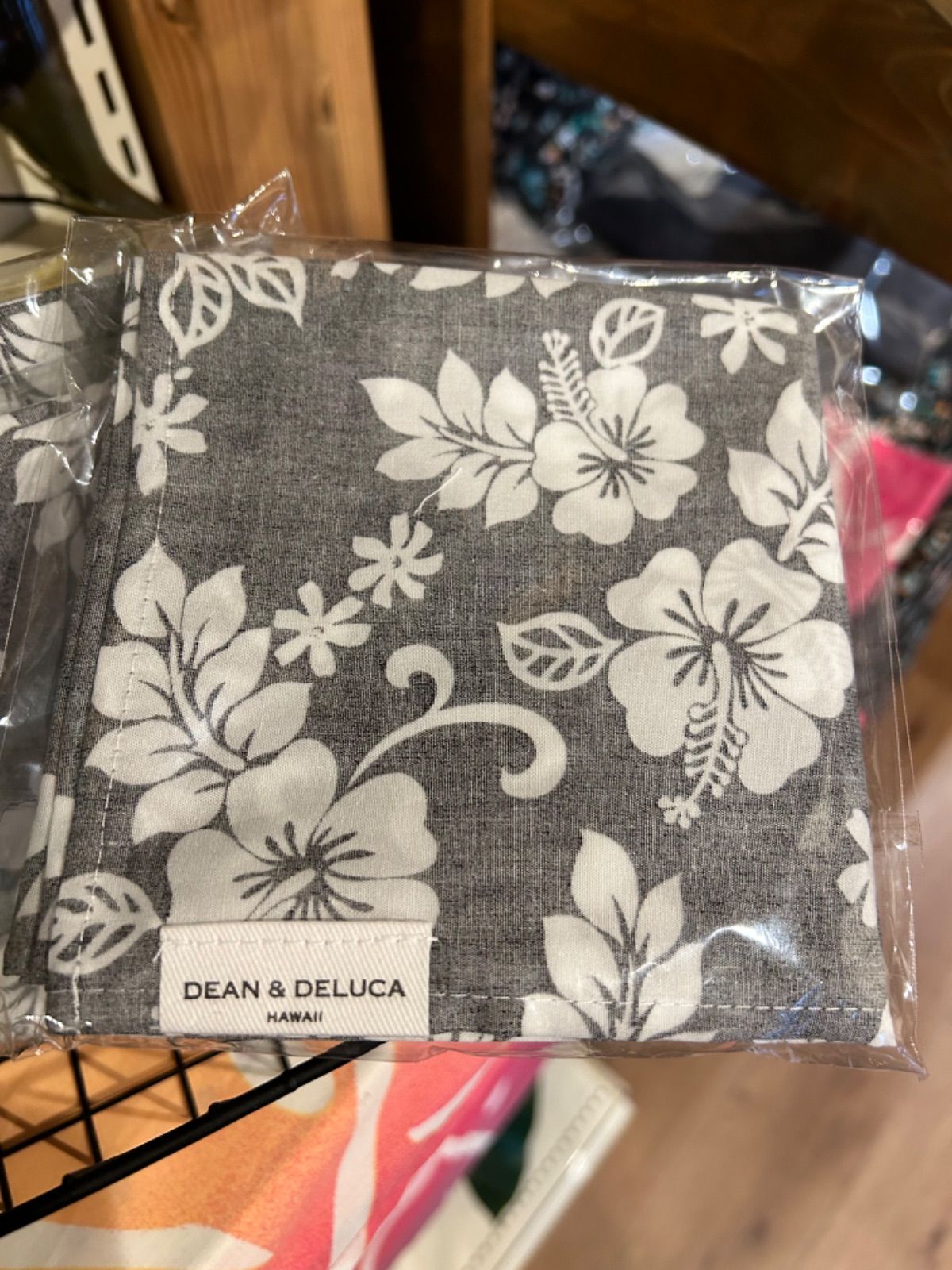 DEAN&DELUCA HAWAII】ディーン＆デルーカ ハワイ限定 ハンカチ
