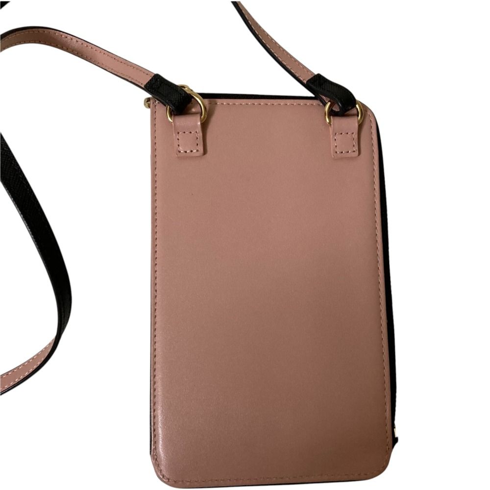 美品 TOCCA トッカ PETALRIM MULTIBAG マルチバッグ スマホ