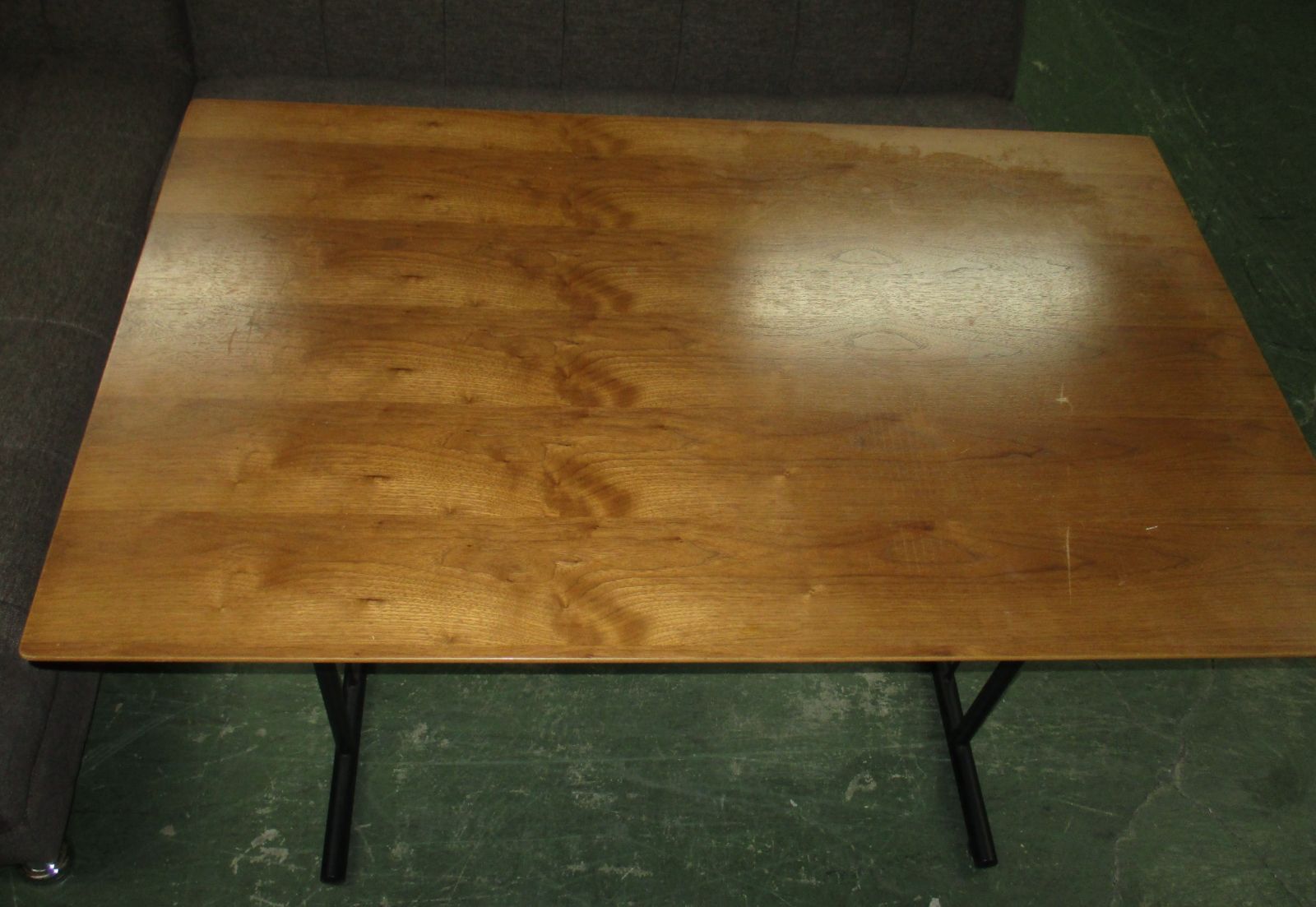 R371 ソファダイニング 3点セット、収納付き、幅215cm Used