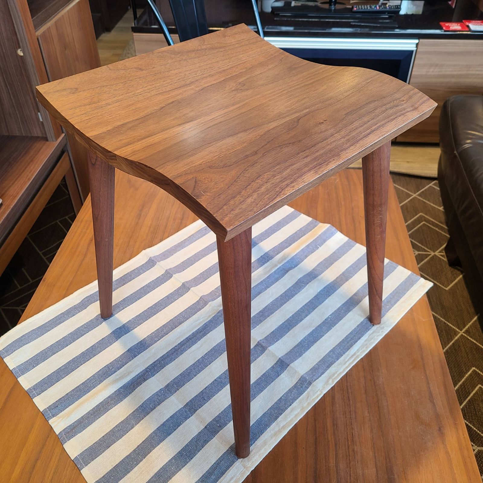 cosine コサイン MINE STOOL マインスツール ウォルナット材 旭川家具