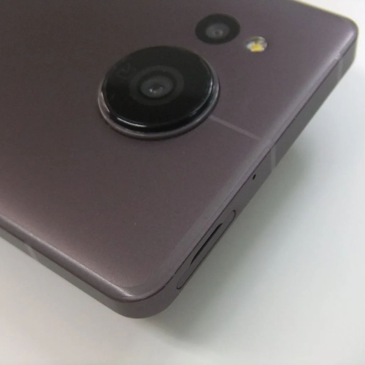 AQUOS - 新品同様 AQUOS sense7 plus A208SH ディープカッパー M000 SIMロック解除済み 新品同様 AQUOS sense7 plus A208SH ディープカッパー M000 SIM