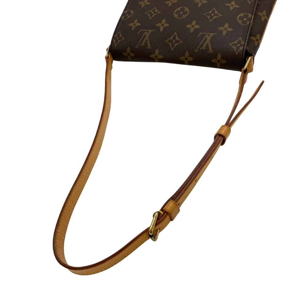 レザー コンパクト