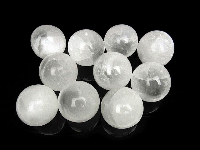 天然セレナイト 大型スフィア セレナイト スフィア 34～39mm 【1コ販売】 / 1-51 SE34SF - メルカリ