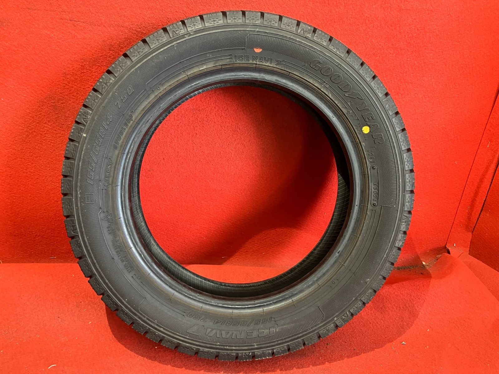 お手頃価格でご提供し! スタッドレスタイヤ 155|65R14 GOODYEAR ICE NAVI7 4本SET 最終コムデ