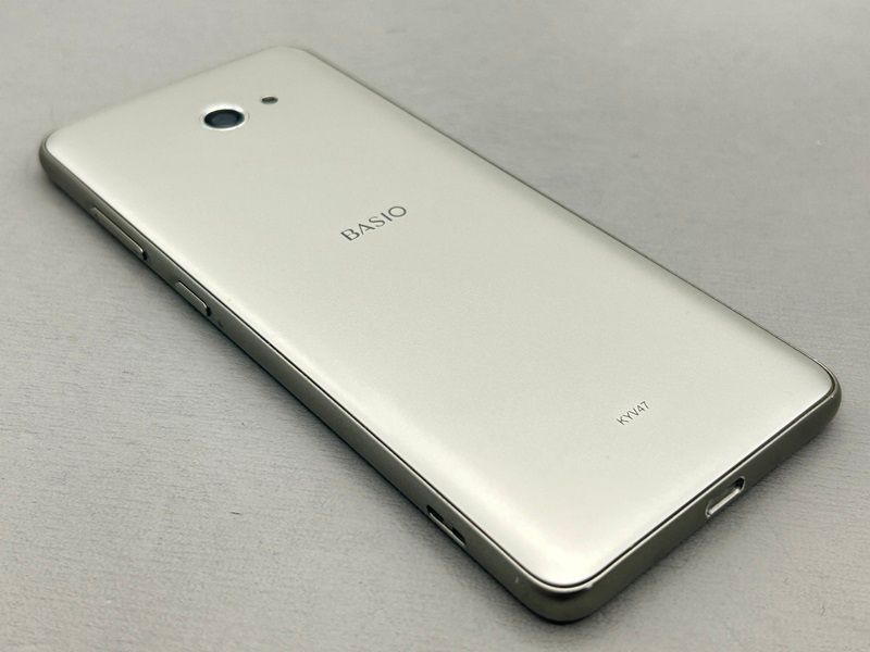 【中古】KYV47-j BASIO4【美品 】 シャンパンゴールド SIMフリー  京セラ  J376053-スマートホン スマートフォン スマホ 携帯電話 白ロム 本体 格安