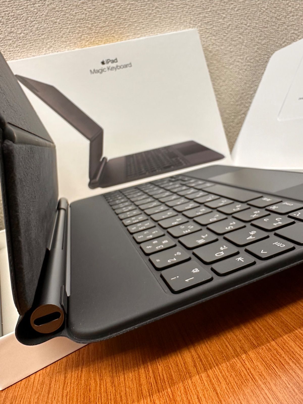 Apple Magic Keyboard 11インチMXQT2J/A 超美品 極美品】Apple 純正 Magic