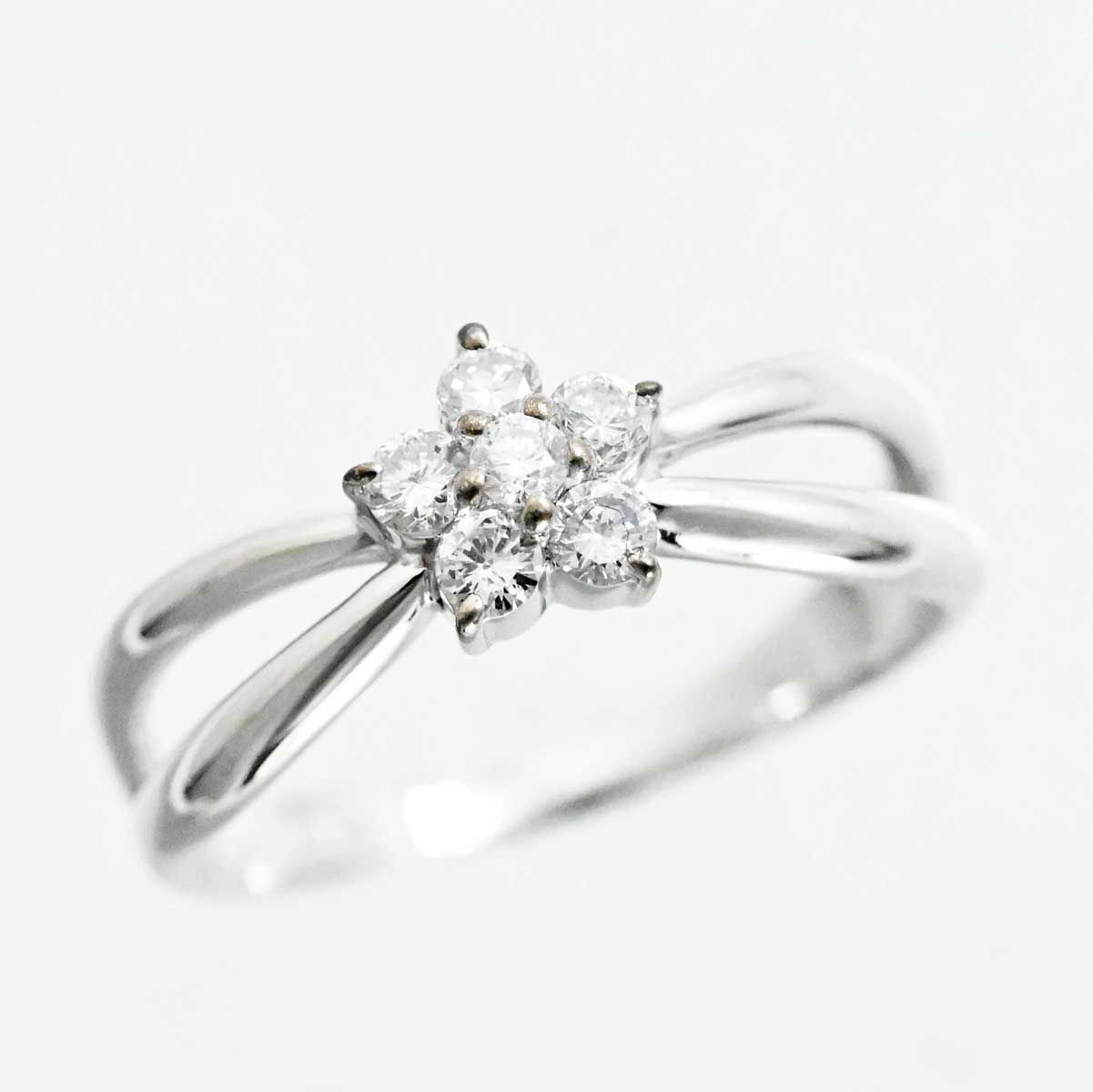 ponte vecchio フラワーモチーフ18WGパメダイヤリング 9号 Ponte