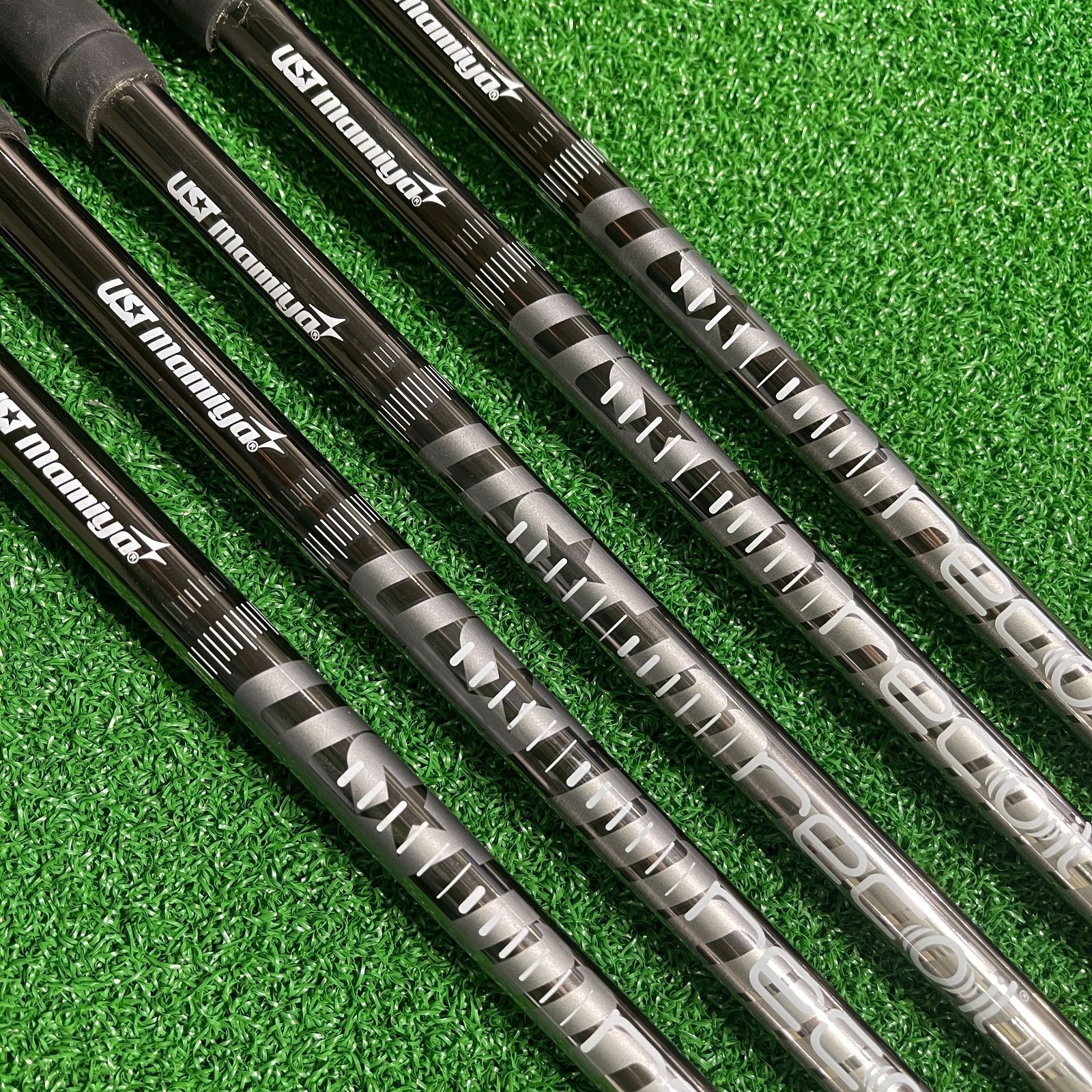 東京ガールズ・ブラボー」タカノ綾、青島千穂、山口藍、藤本昌1999年