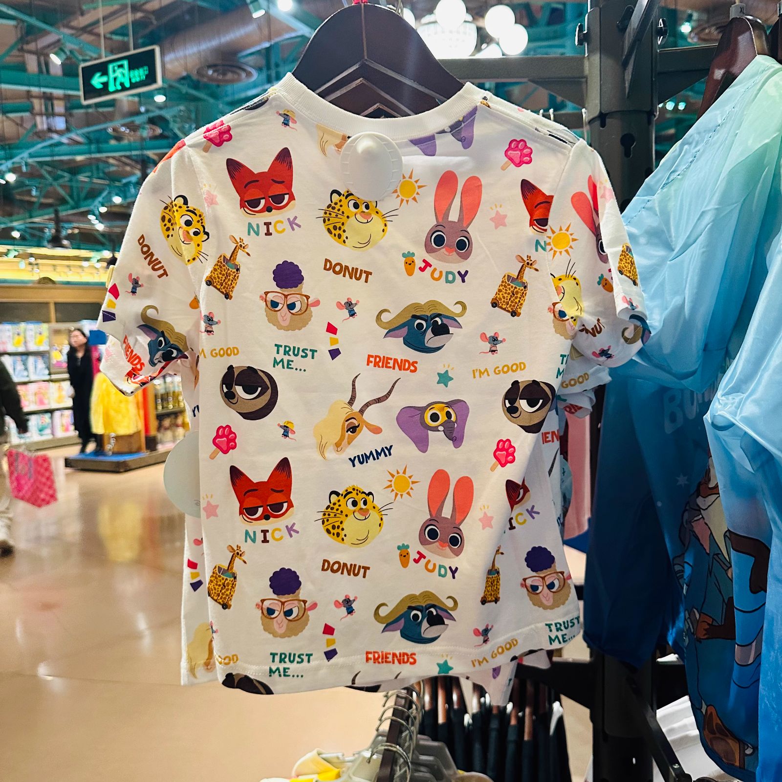 S2 10~15営業日発送 ディズニー ズートピア tシャツ 半袖 上海 S2 10~15営業日発送 ディズニー ズートピア tシャツ 半袖 上海