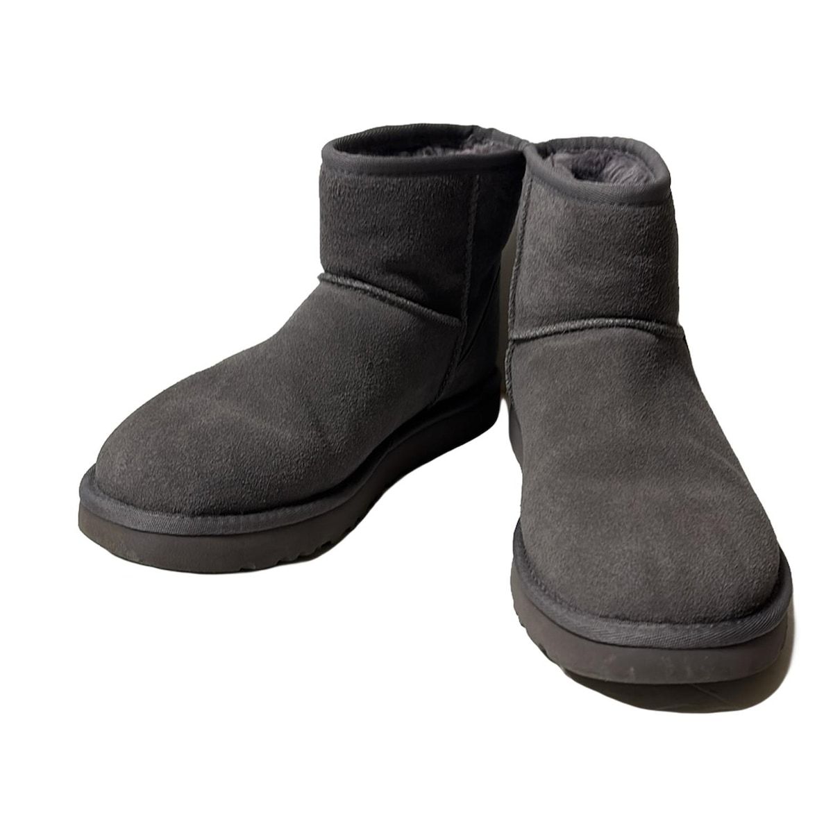 【美品】UGG アグ ブラック レザー ショート ムートン ブーツ 24 UGG - アグ UGG ムートンブーツ ショートブーツ レディース 24の