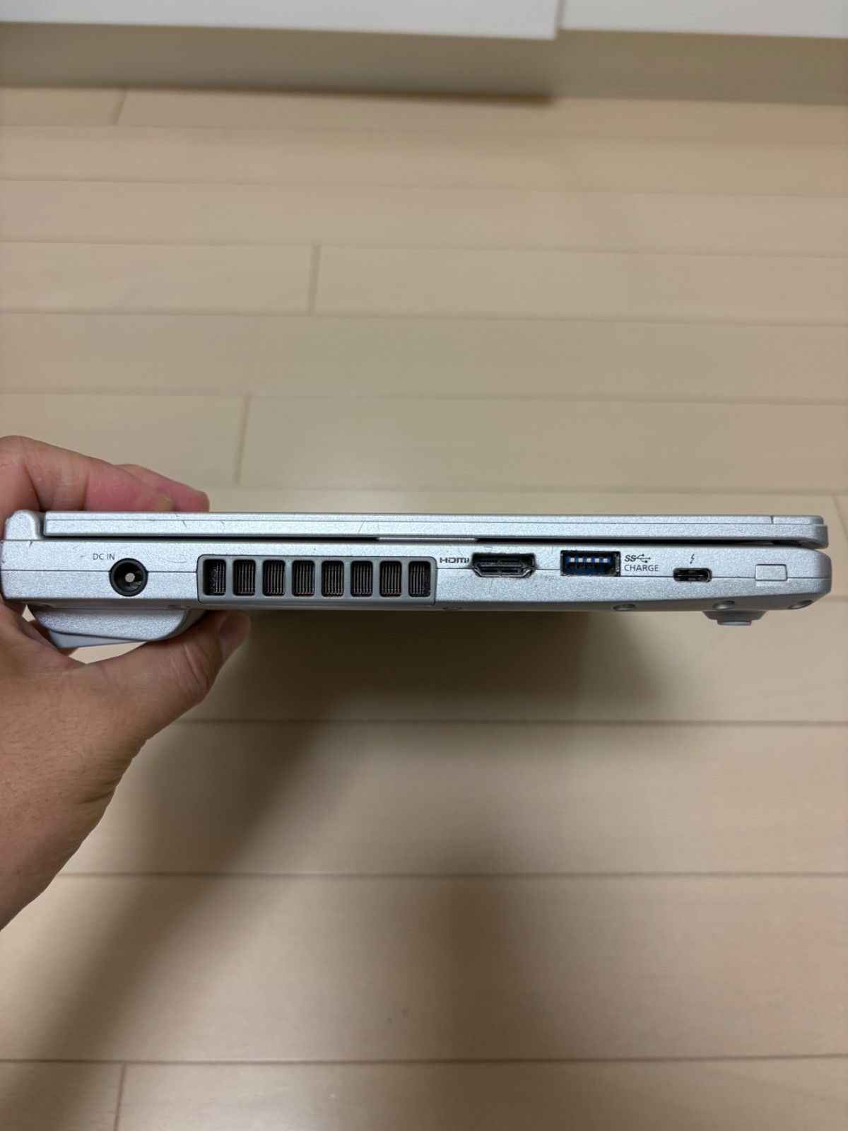 美品】累積2980 CF-SV9 i5 8GB 256GB win11 顔認証