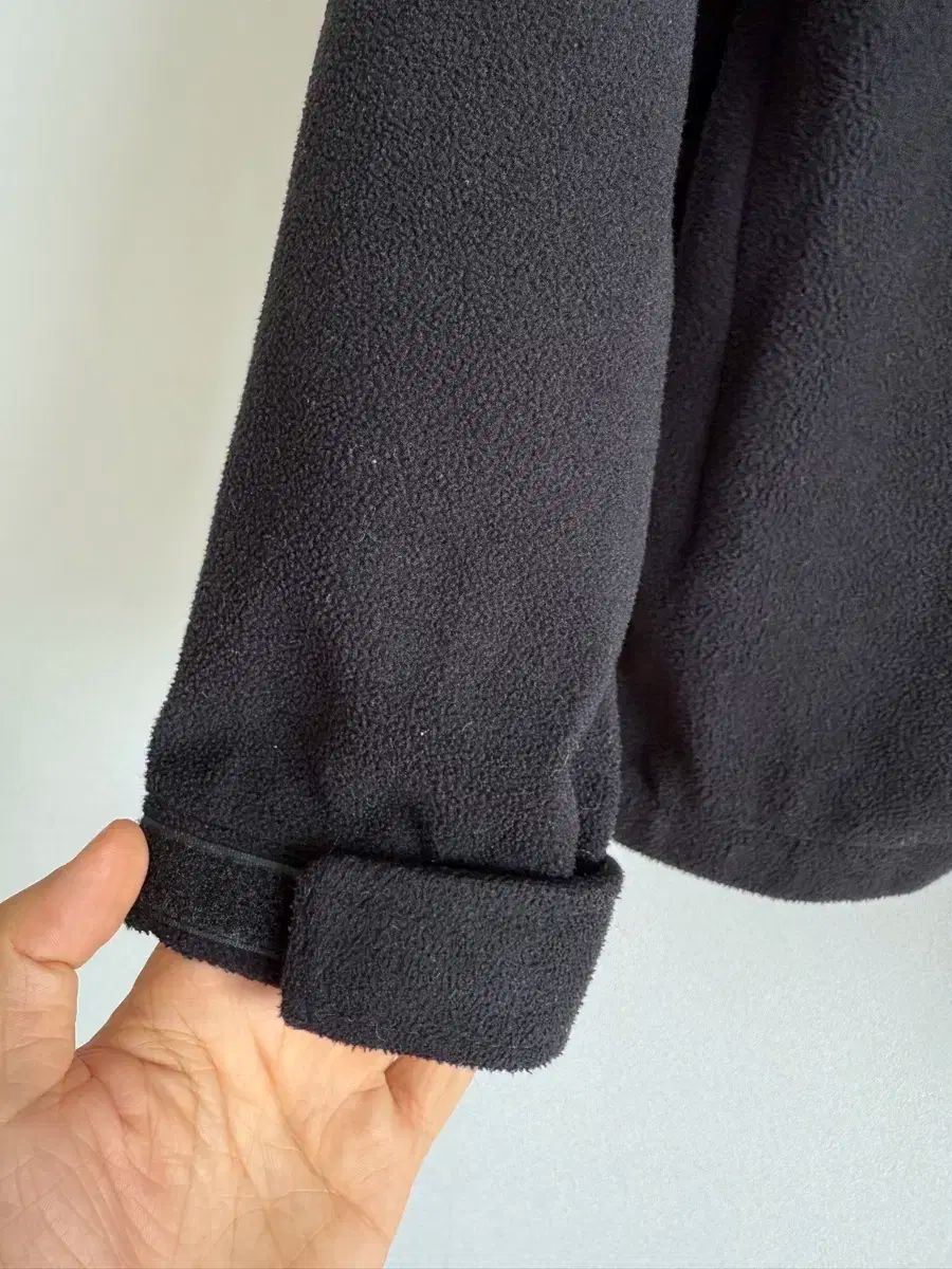 アウトドア フリース