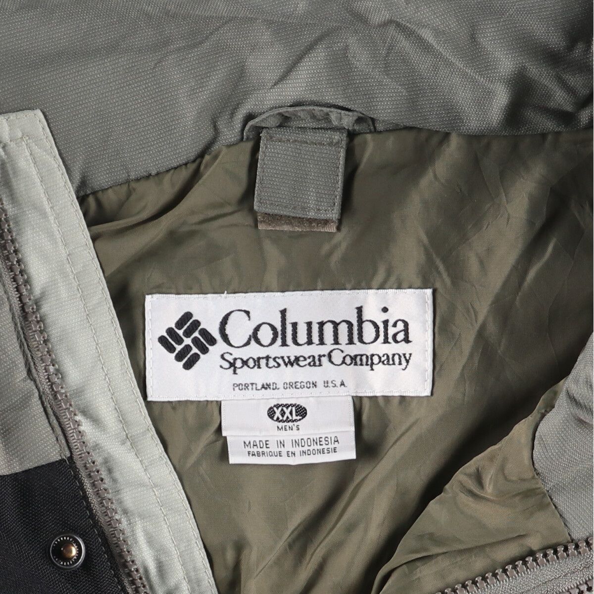古着 90~00年代 コロンビア Columbia マウンテンパーカー シェル