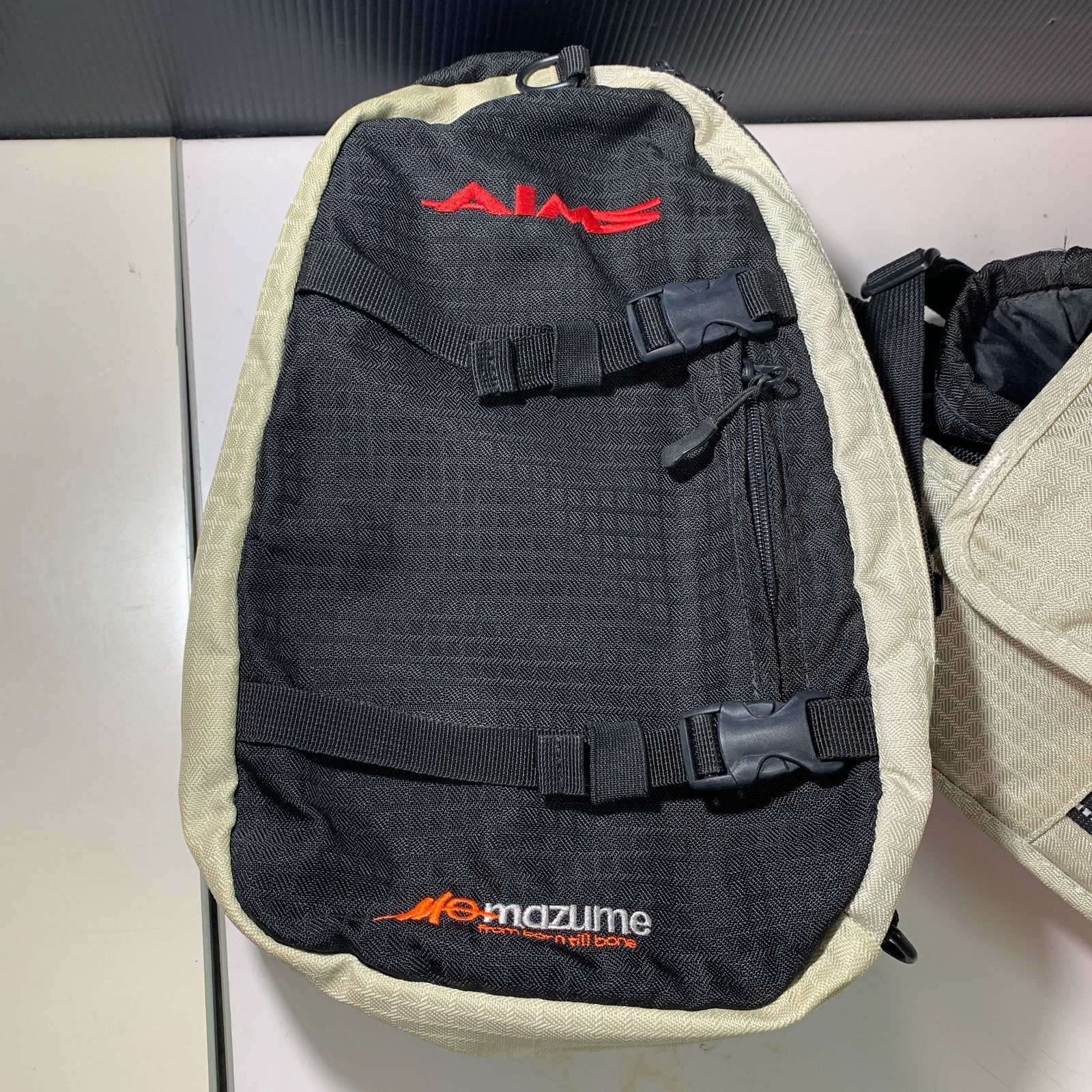 ウエストバッグ