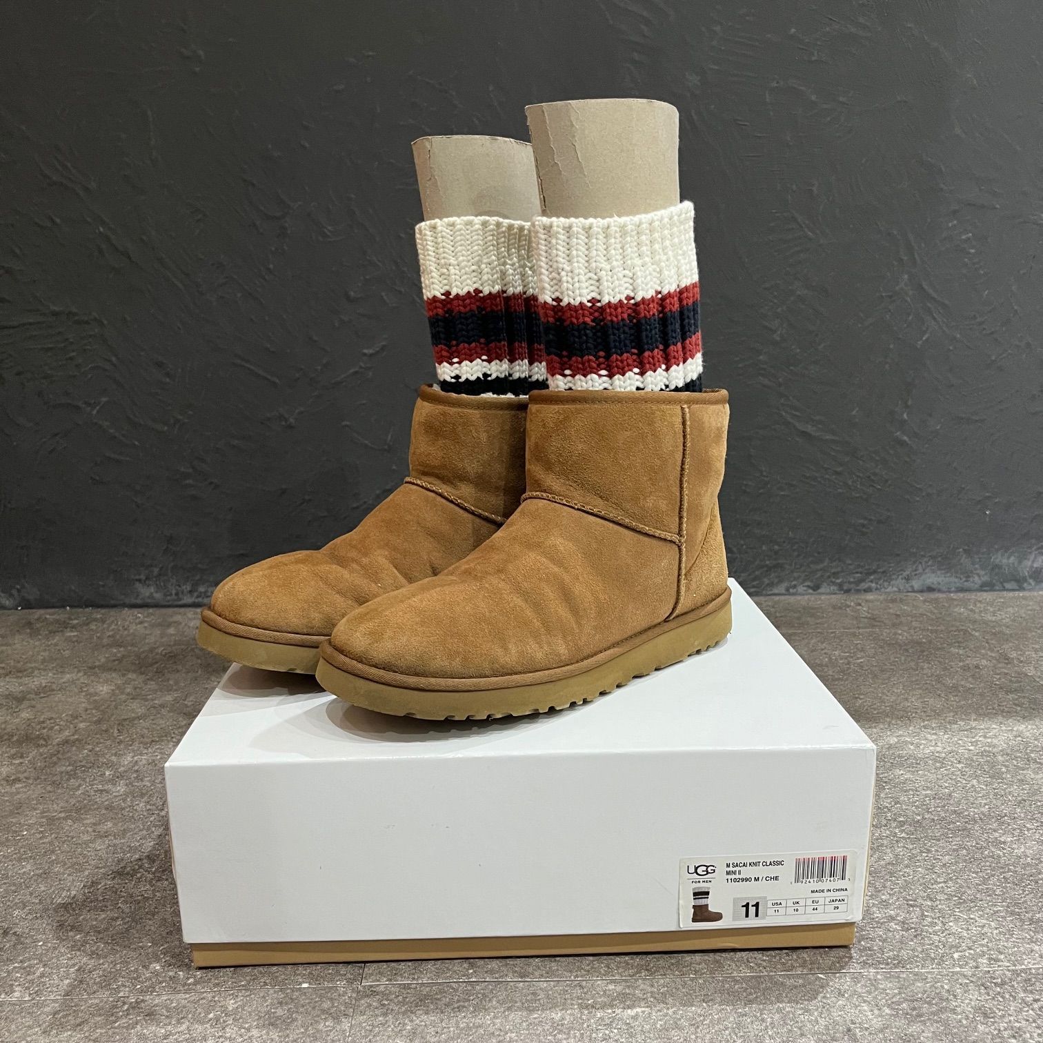 待望の再入荷｜ sacai×UGG Sacai sacaiのコラボブーツ、クラシックな羊 ...