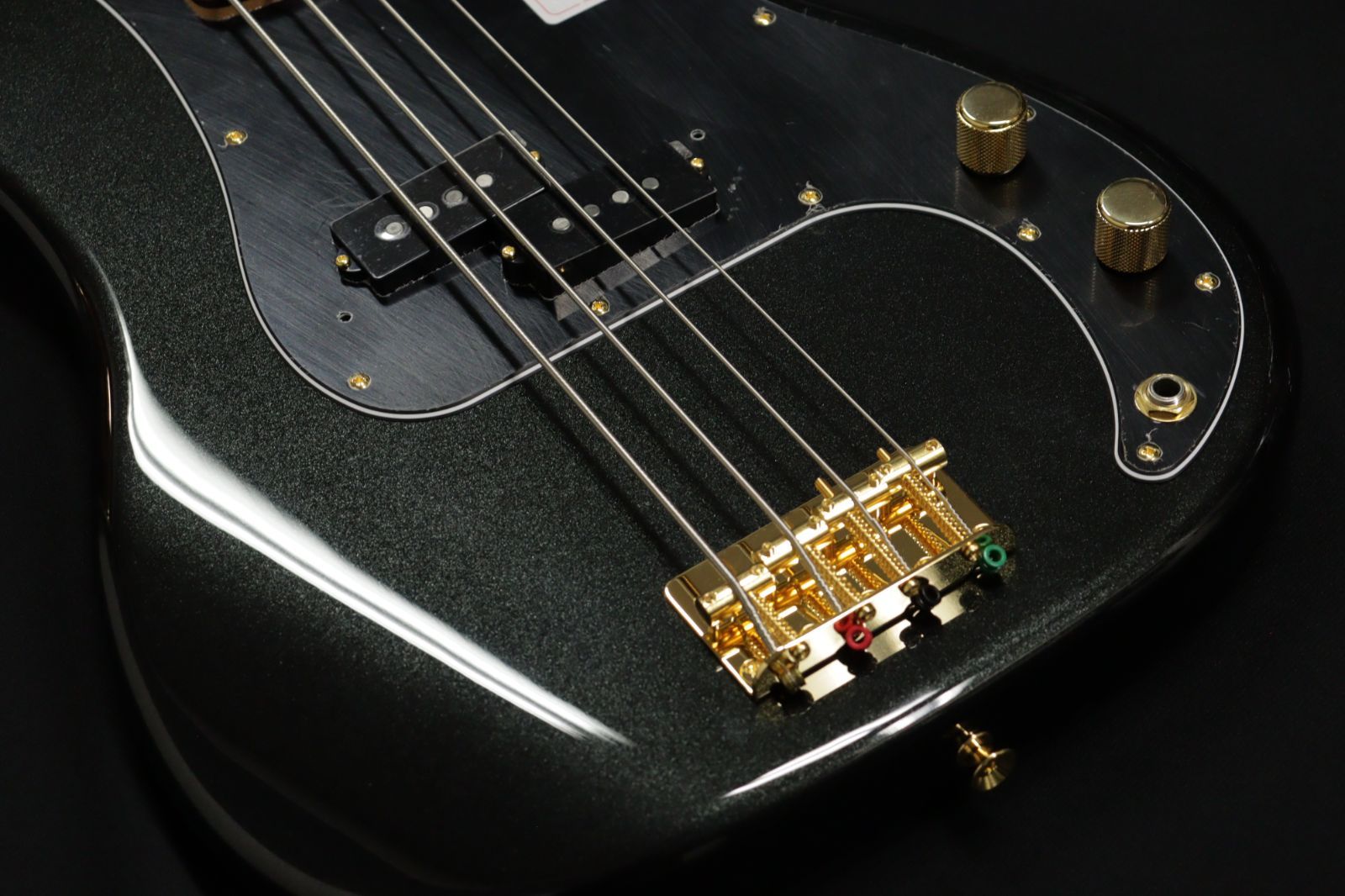 Fender Made in Japan Traditional 2025 Collection 60s Precision Bass Black Pearl WWW_TRAVELLANDINDIA_COM