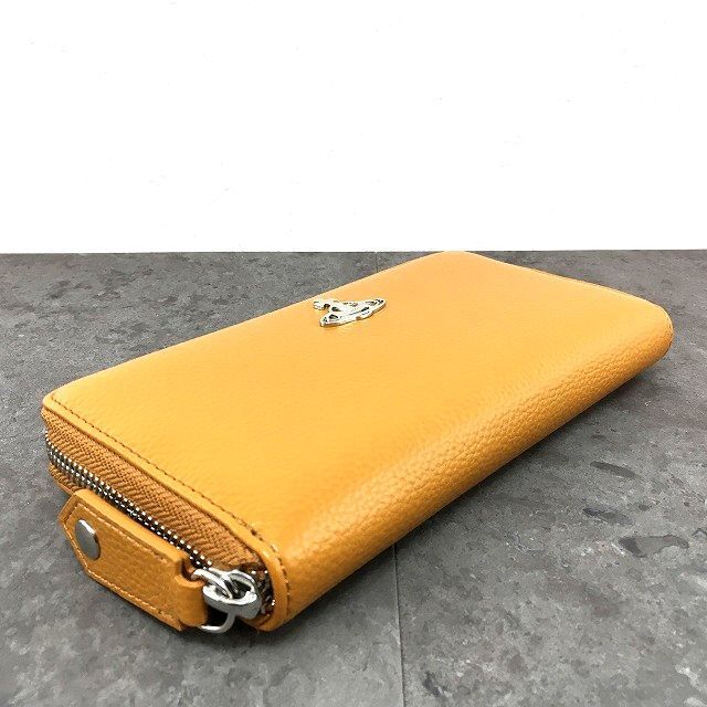 257 送料込み！ 未使用品 Vivienne Westwood ジップウォレット  