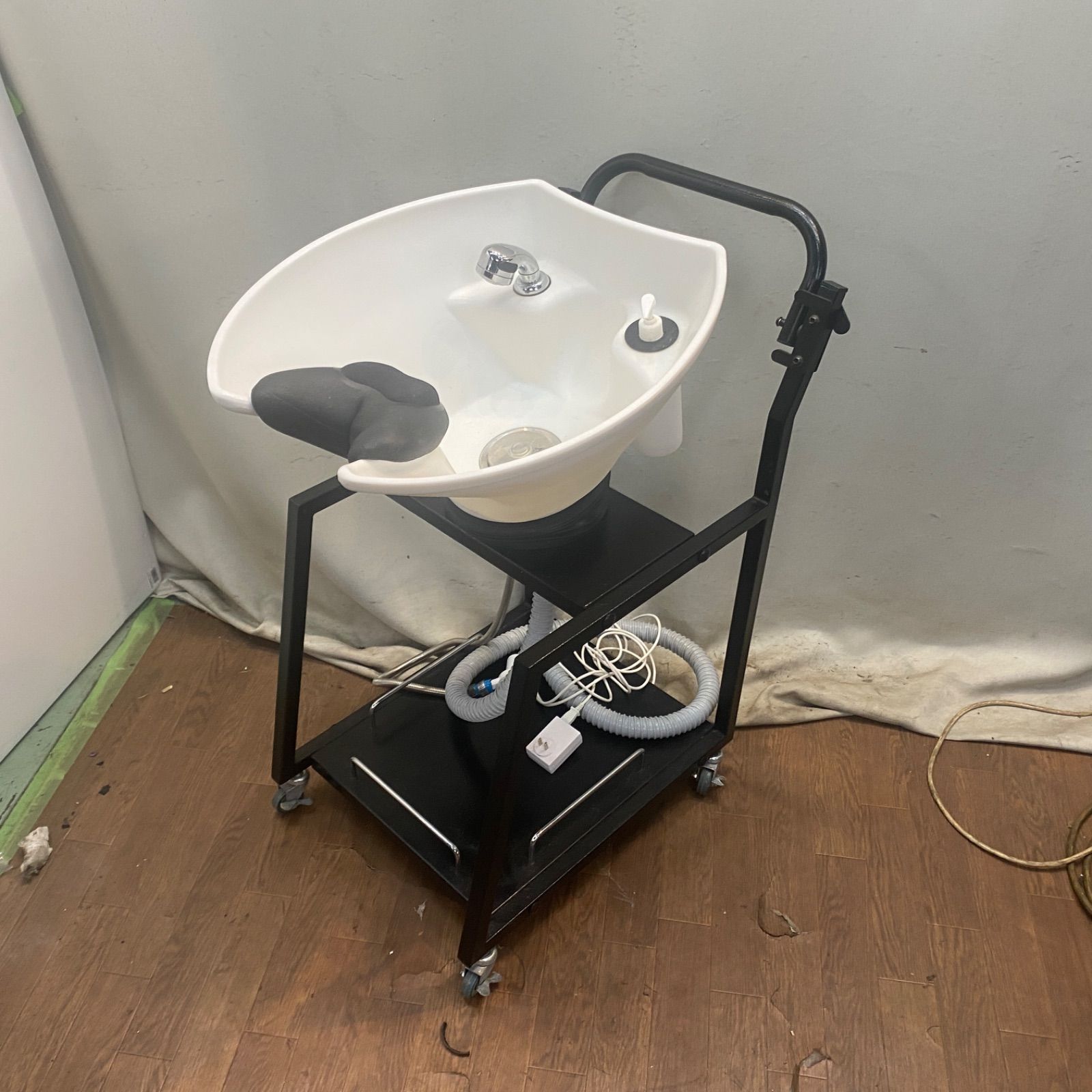 SA-981 訪問美容にも最適 移動式シャンプー台 どこでもシャンプー