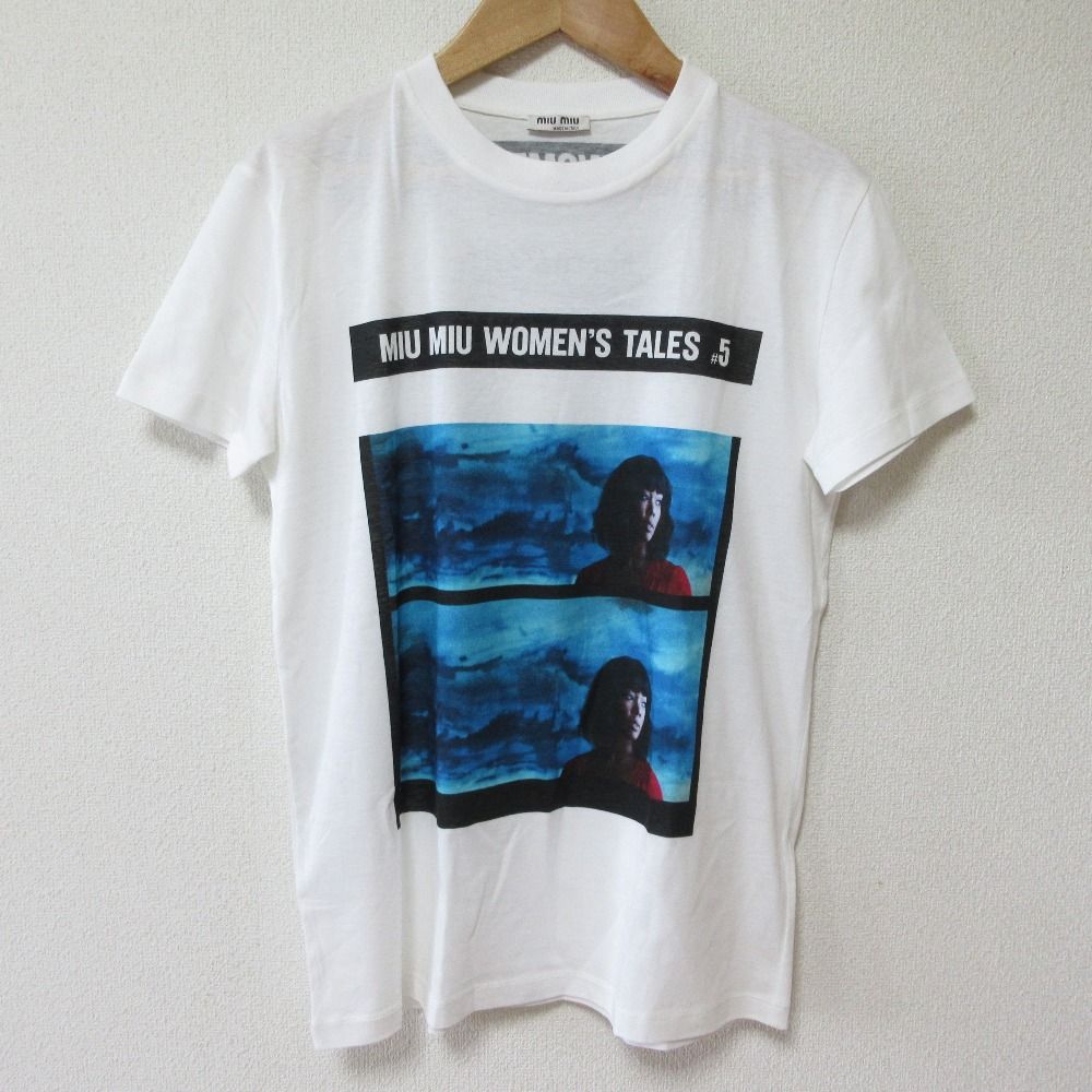 MIU MIU - 美品 miumiu ミュウミュウ Women's Tales The Door プリント 半袖 Tシャツ XS ホワイト レディース 古着 中古 USED 美品 miumiu ミュウミュウ Women's Tales The Door プリント