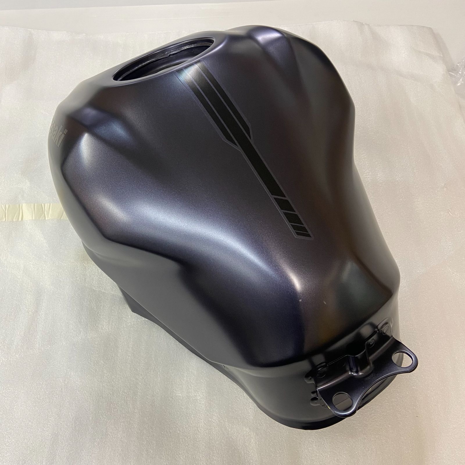 さき Kawasaki カワサキ 2025 Ninja ZX-25R SE タンクコンプ