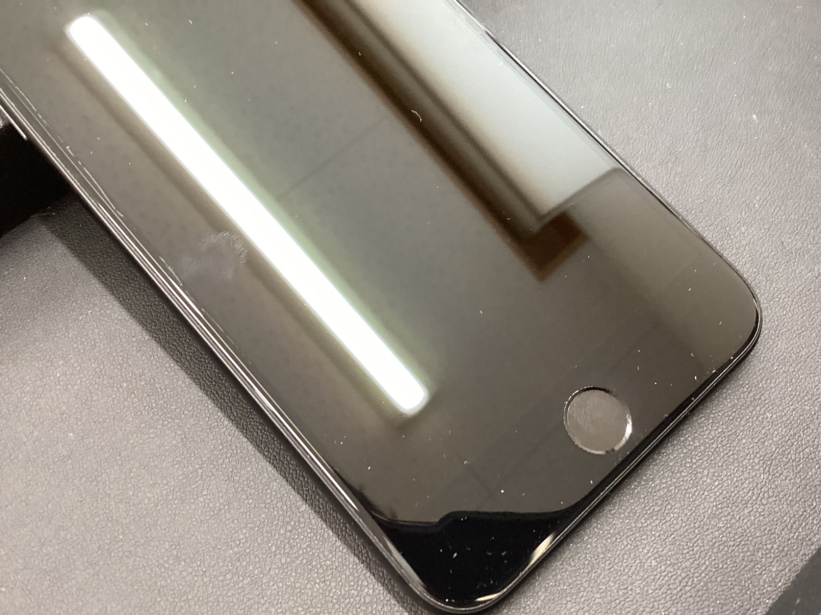 O304 Apple iPhone 7plus 本体 128GB SIMロック解除済み・初期化
