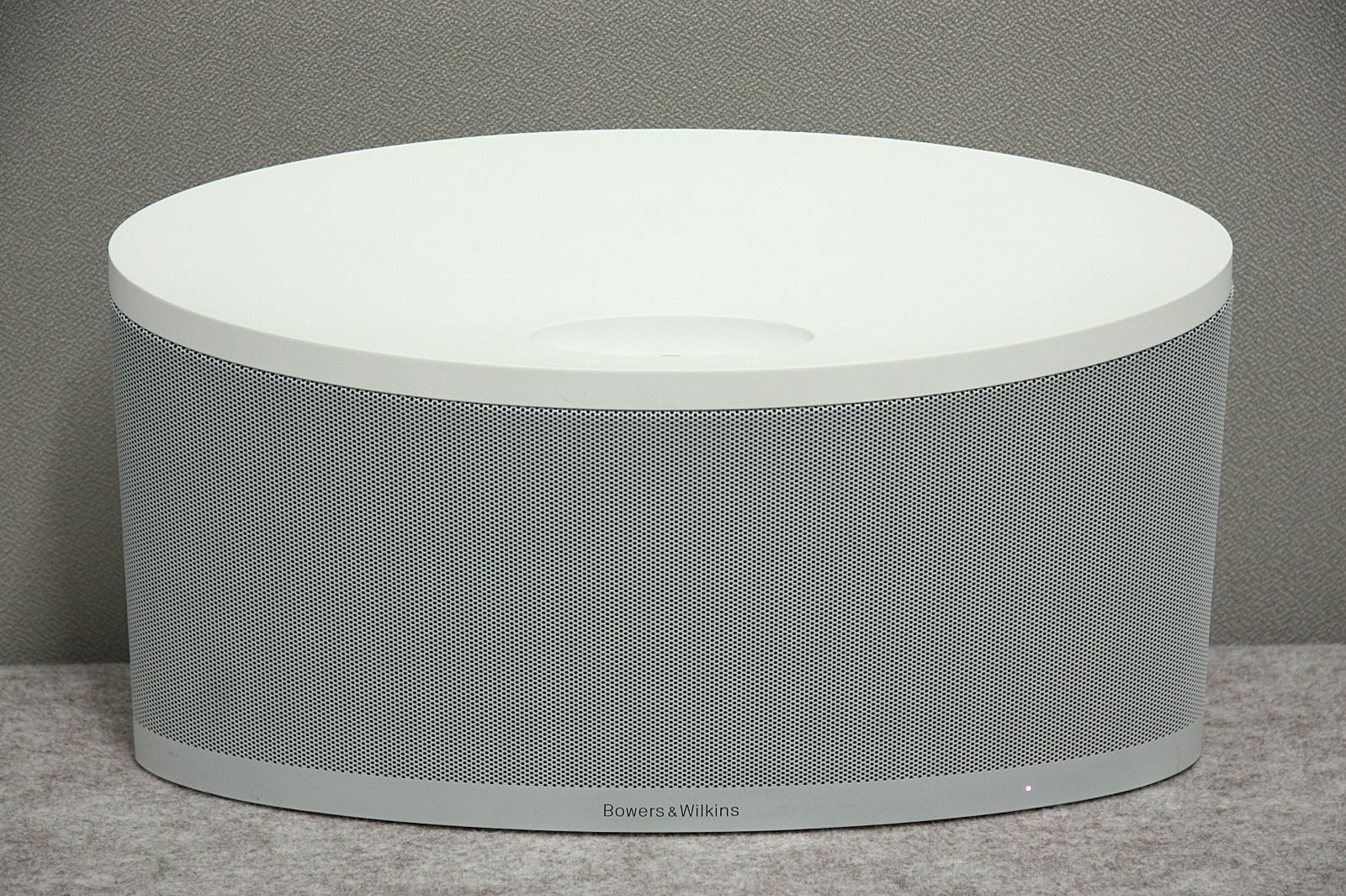 Bowers & Wilkins ipodドック＋AirPlay対応スピーカーZ2