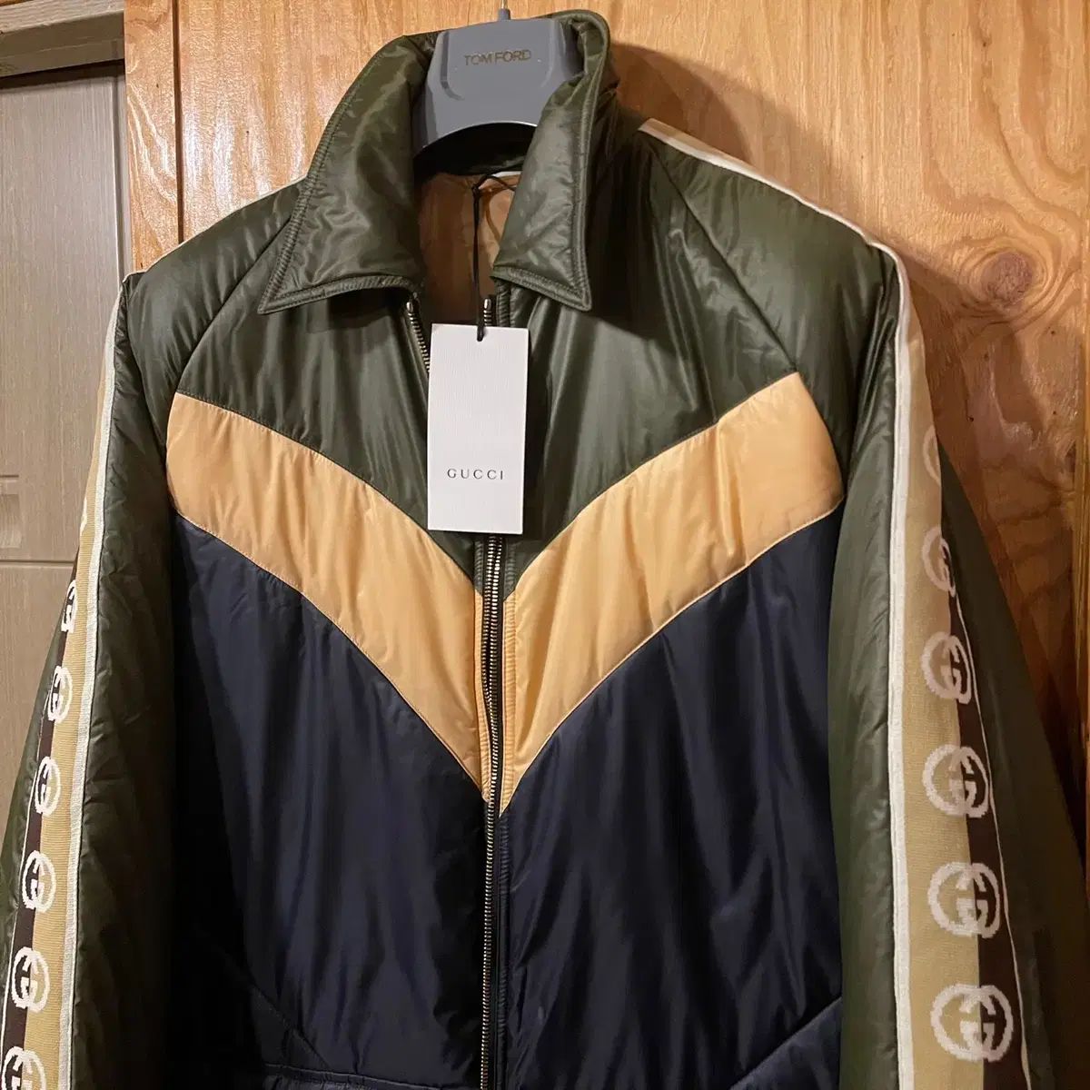 GGロゴ カラーブロック ジャケット