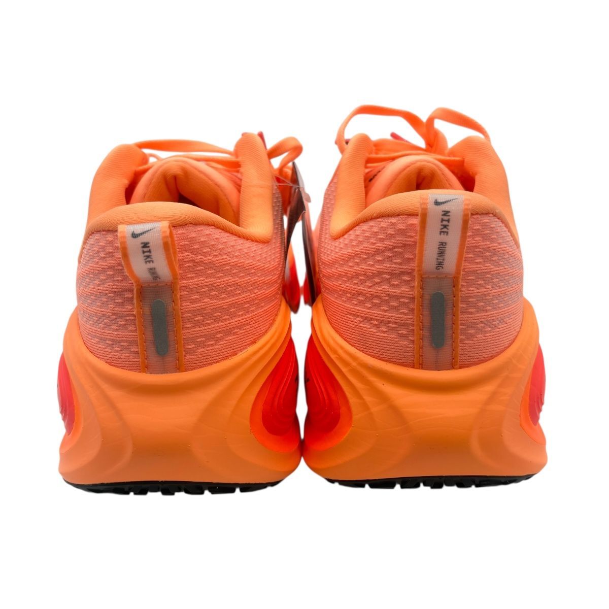 ランニングシューズ