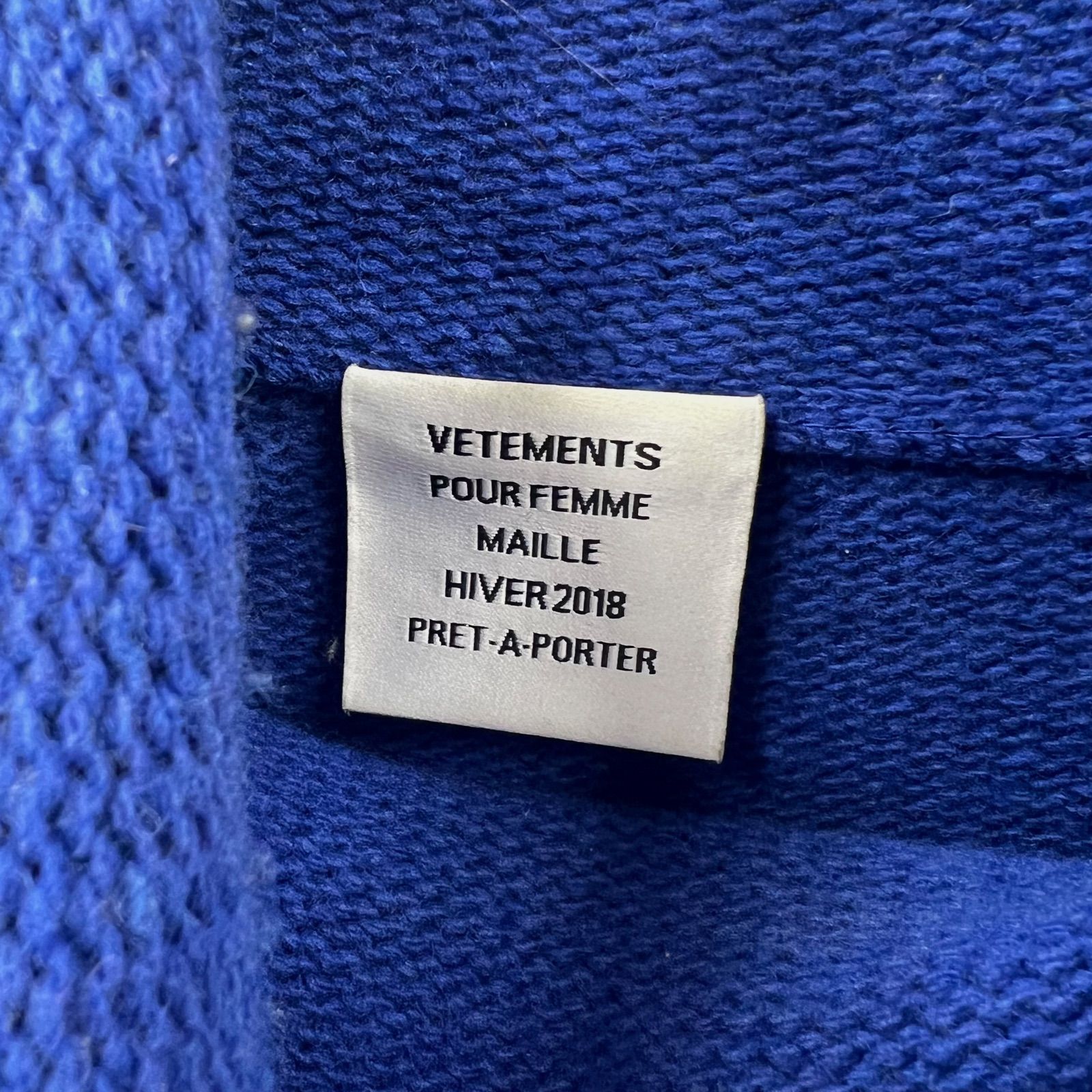 ヴェトモン　ニット　正規品 VETEMENTS ヴェトモン17AW WAH18KN2 サークルスターダメージ加工